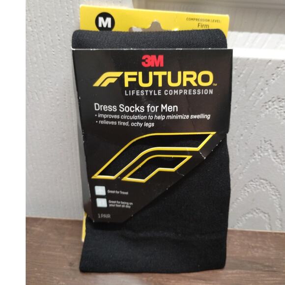 NEW Futuro by 3M Men's Size Medium Black Firm Lifestyle Compression Dress Socks - Picture 1 of 3